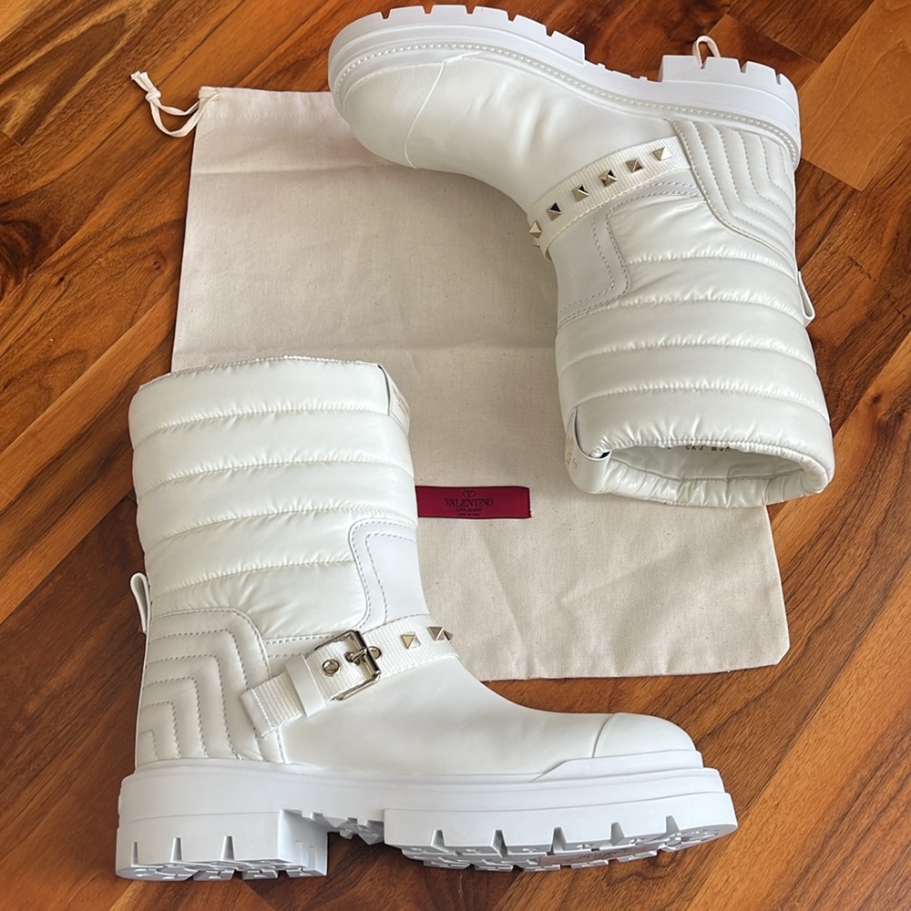 VALENTINO GARAVANI Rockstud Leather Biker Snow Winter Boots White Size 40, NEW - Picture 15 of 17